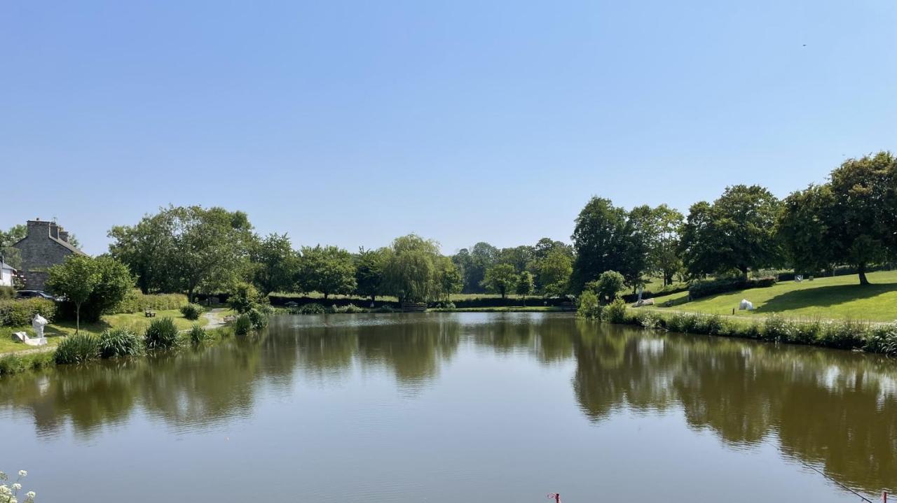 Le Courtil Vila Cerisy-la-Foret Exterior foto